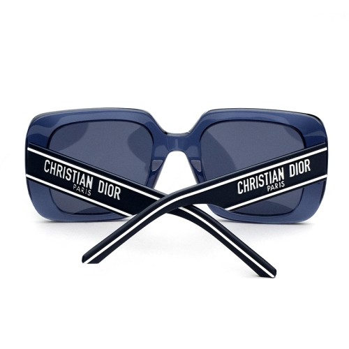 Dior WILDIOR S3U - 30B0 B - 55 Okulary przeciwsłoneczne Kanciaste