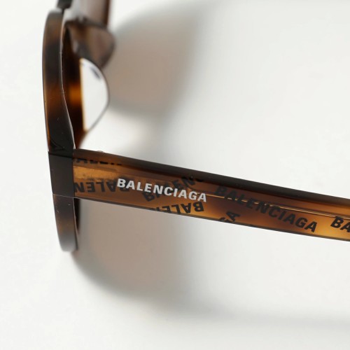 Balenciaga BB0077SK - 007 - 54 Okulary przeciwsłoneczne Pillow (zaokrąglony)